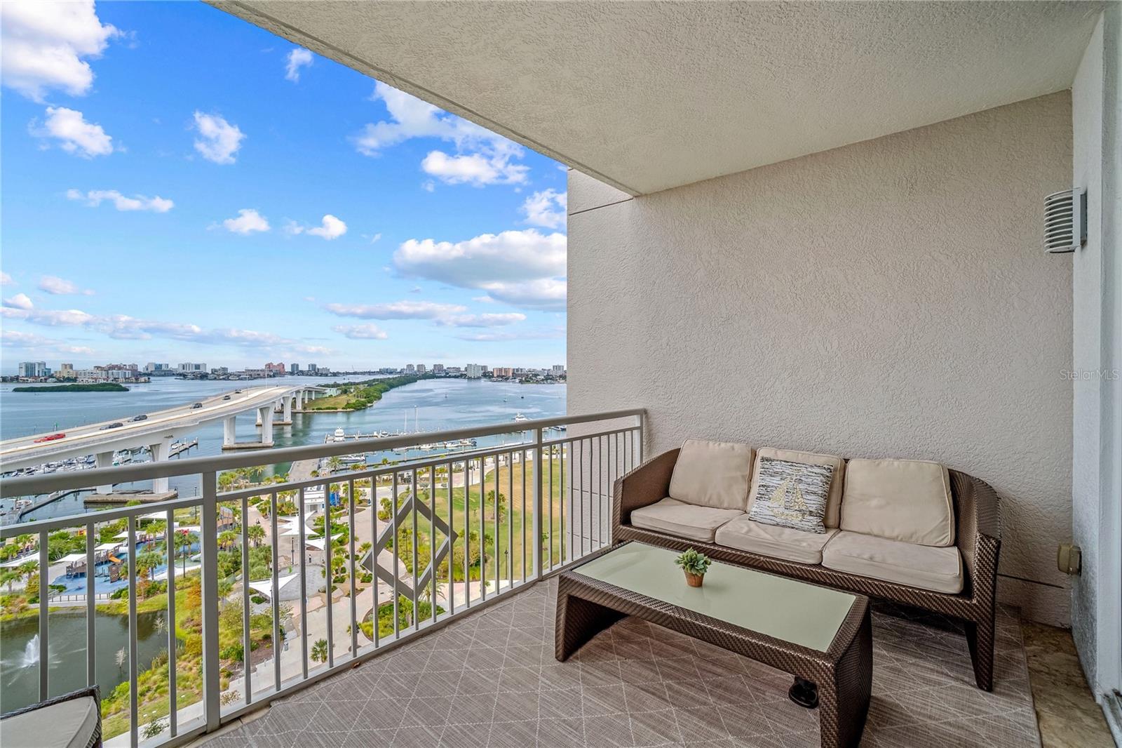 Image 20 of 75 For 331 Cleveland Street 1103