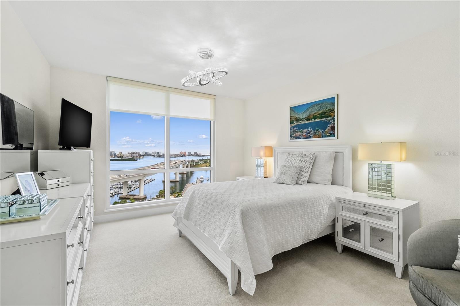 Image 22 of 75 For 331 Cleveland Street 1103