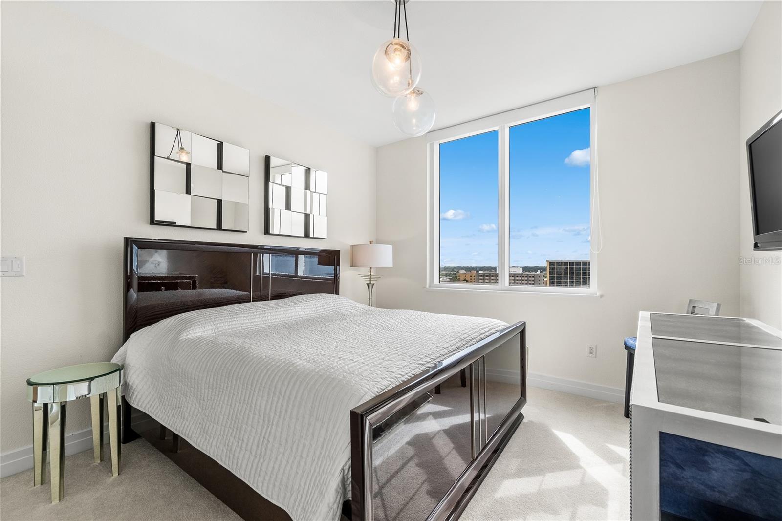 Image 31 of 75 For 331 Cleveland Street 1103