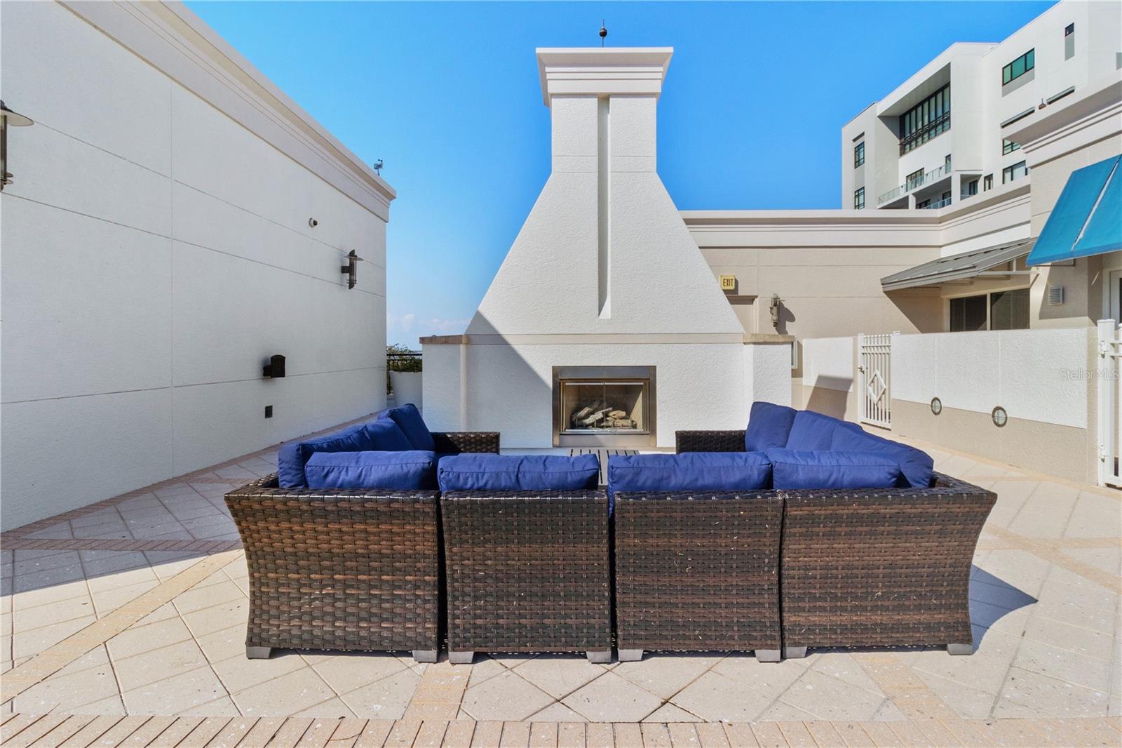 Image 61 of 75 For 331 Cleveland Street 1103