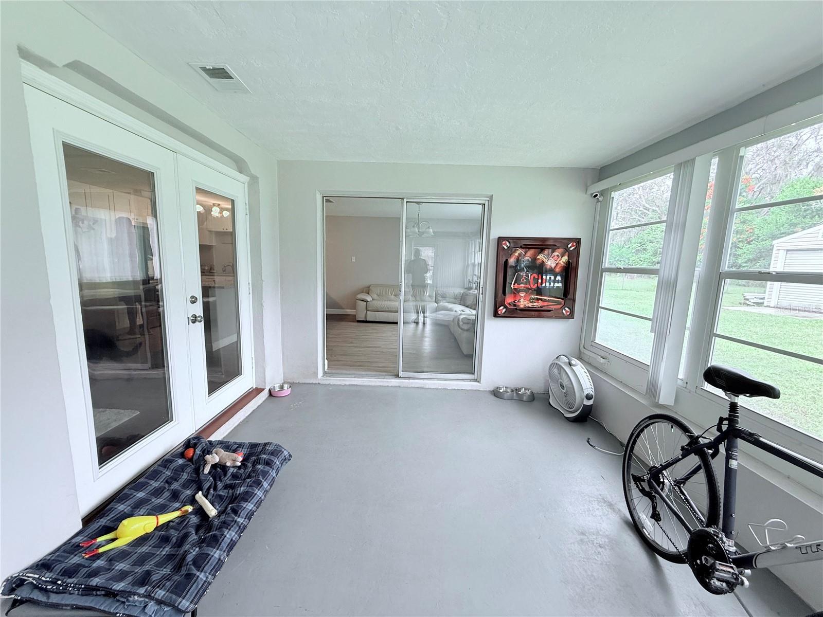 Image 33 of 64 For 9733 Dick Street