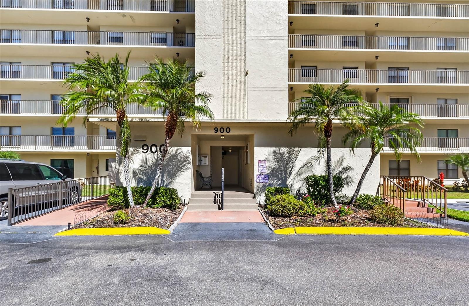 Image 62 of 65 For 900 Cove Cay Drive 6e