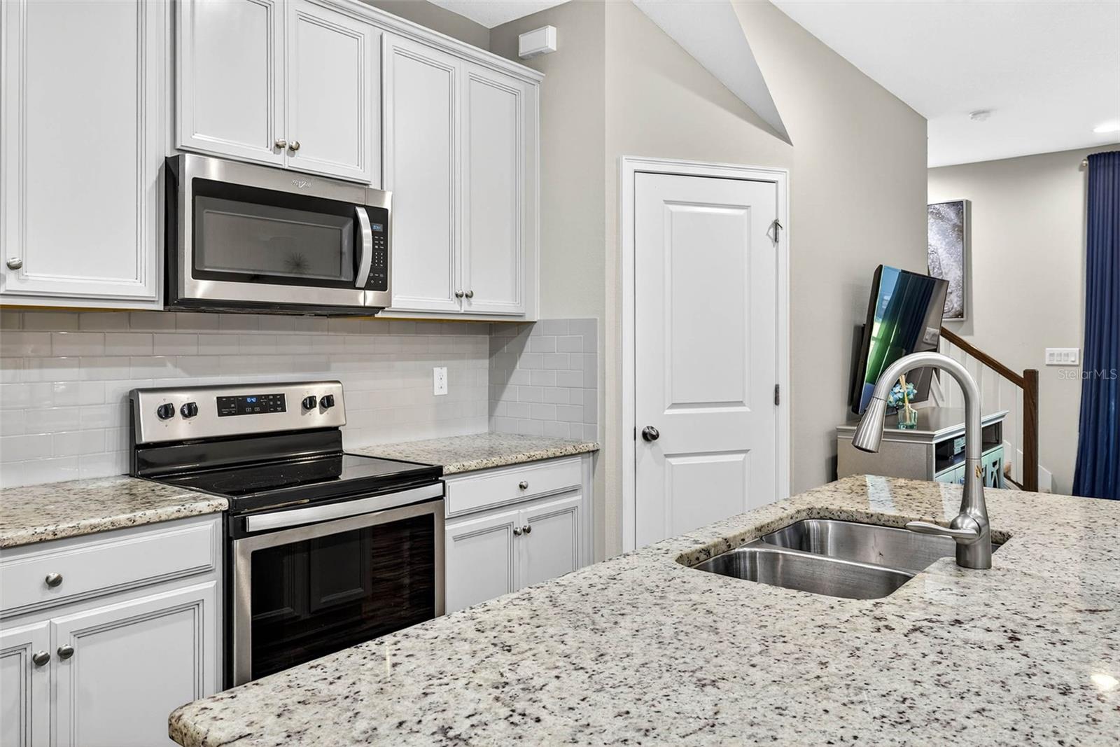 Image 12 of 39 For 2208 Sunset Wind Loop