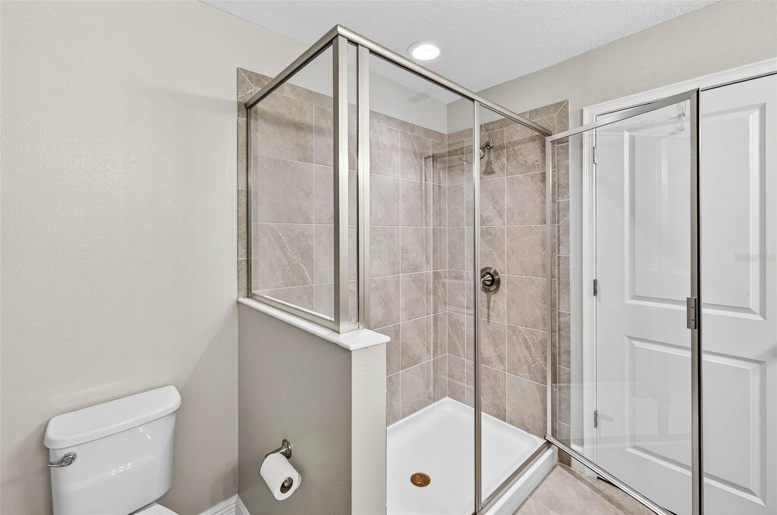 Image 28 of 39 For 2208 Sunset Wind Loop