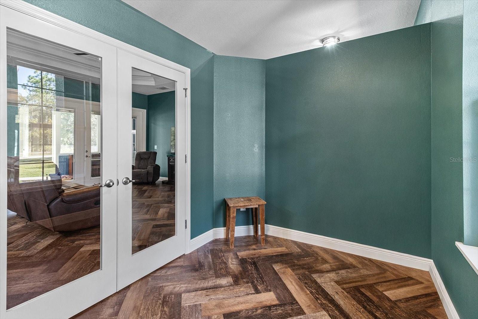 Image 30 of 53 For 2602 Axelwood Drive