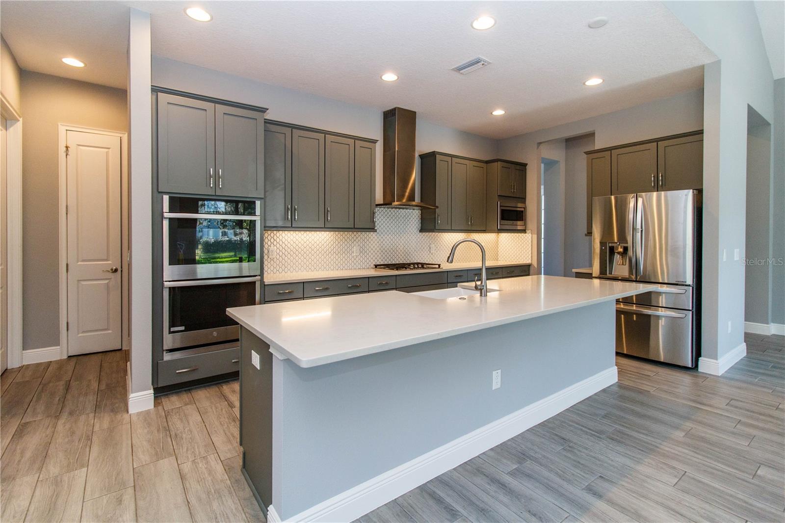 Image 12 of 44 For 5901 Nature Ridge Lane