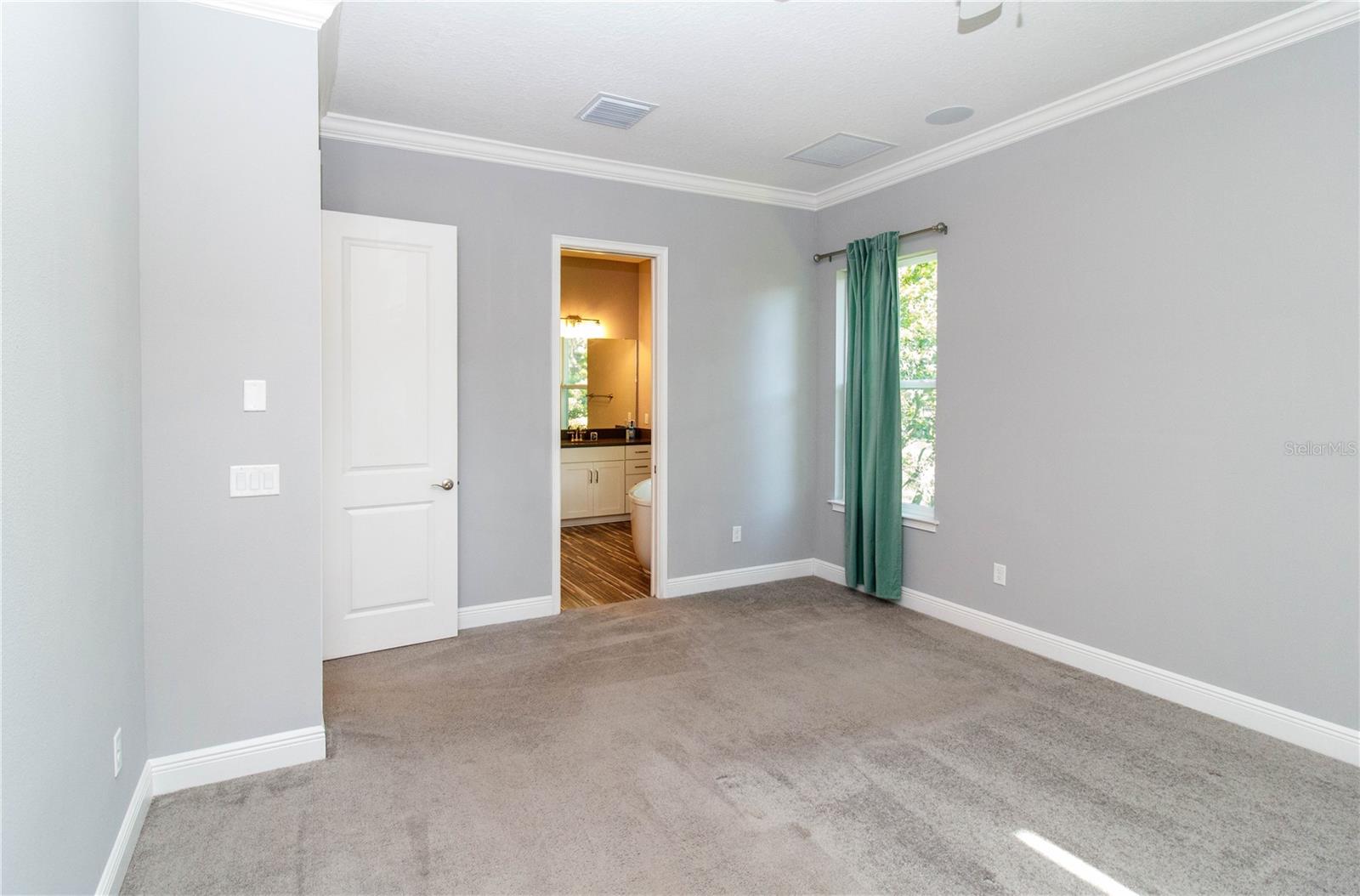 Image 19 of 44 For 5901 Nature Ridge Lane