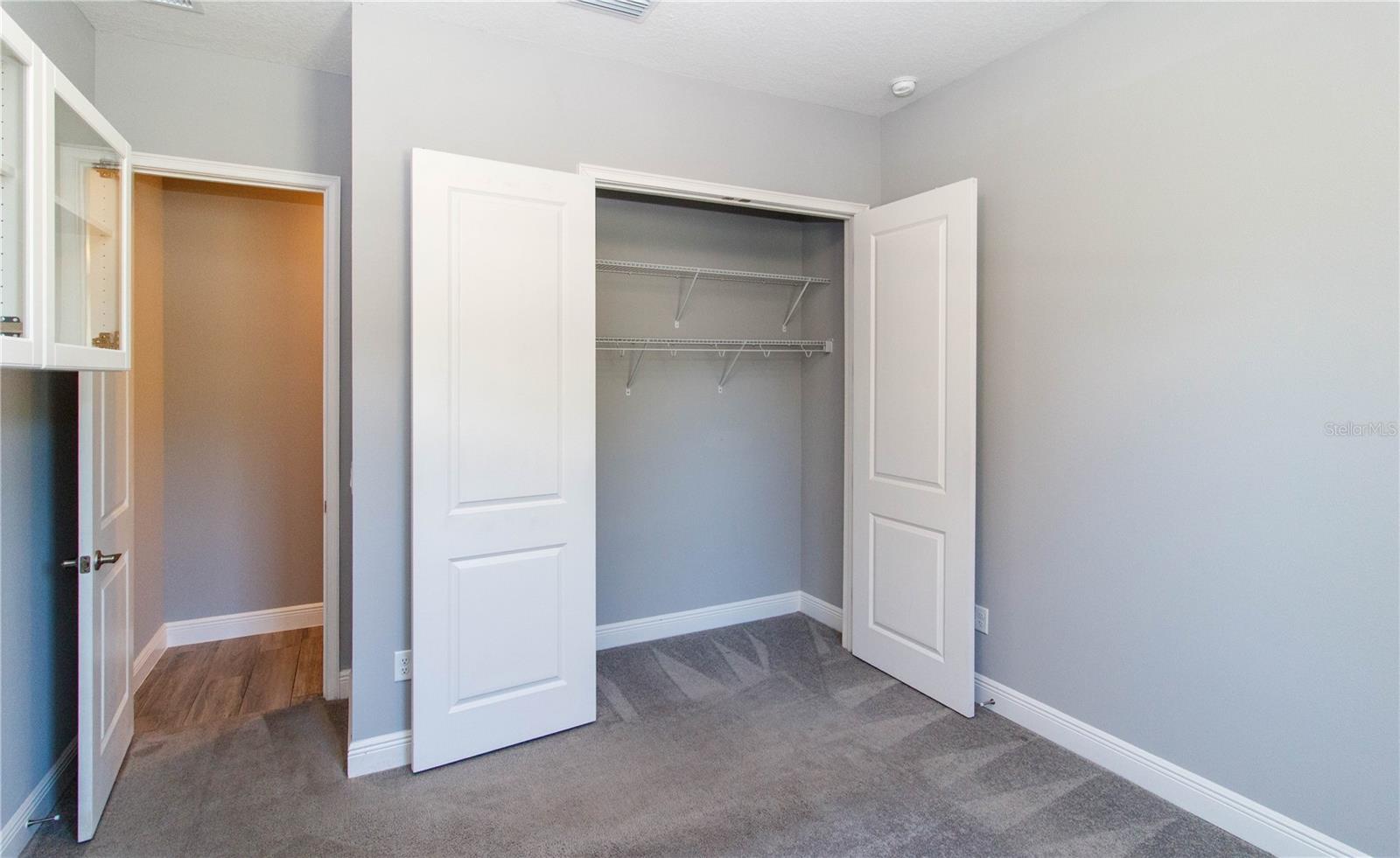 Image 27 of 44 For 5901 Nature Ridge Lane