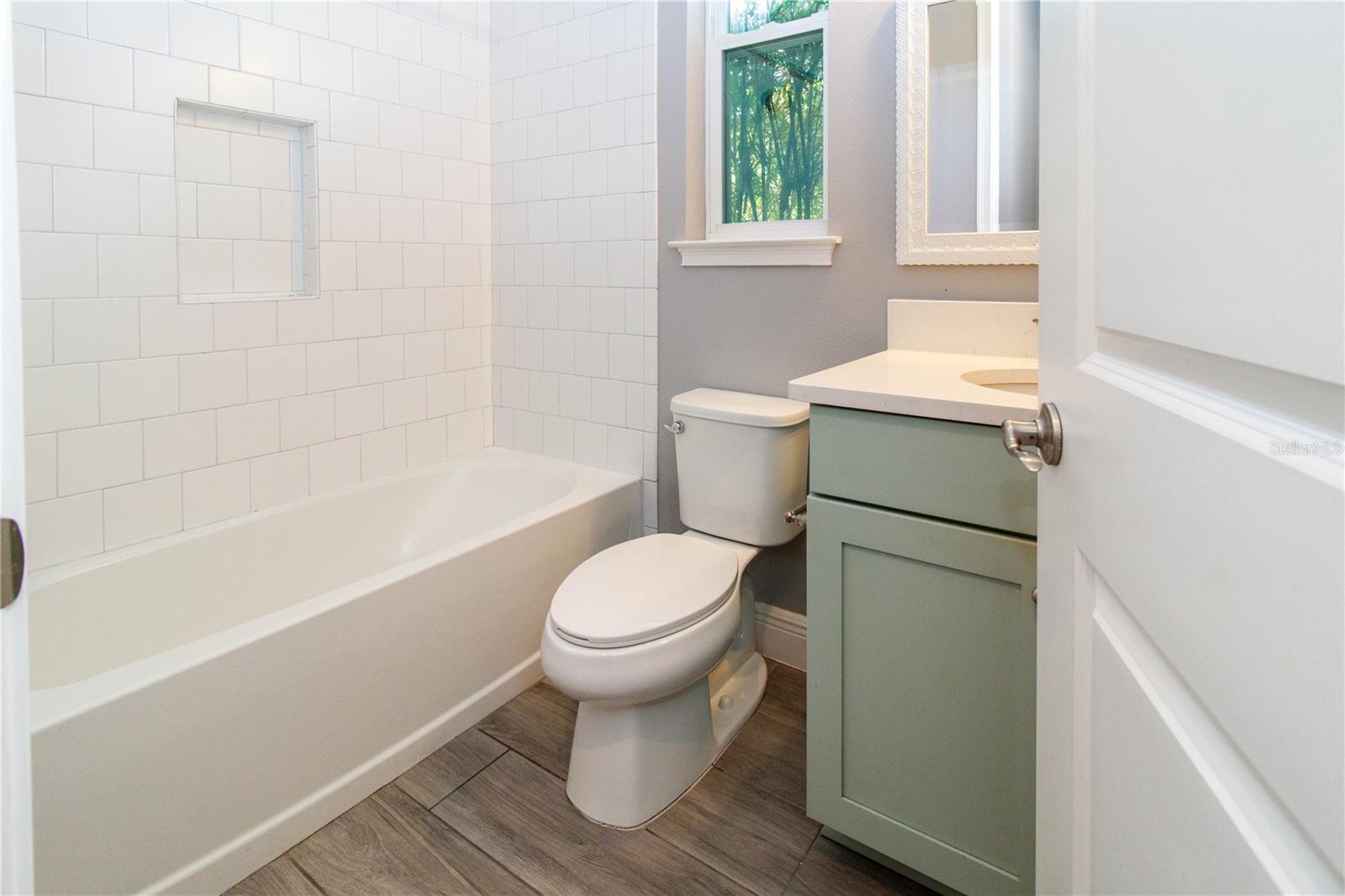 Image 29 of 44 For 5901 Nature Ridge Lane