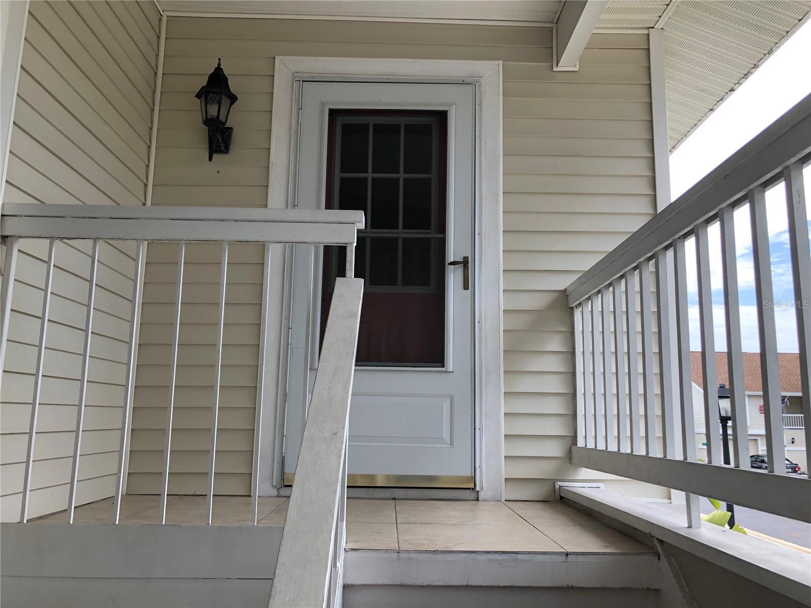 Image 21 of 25 For 230 Sun Vista Court N