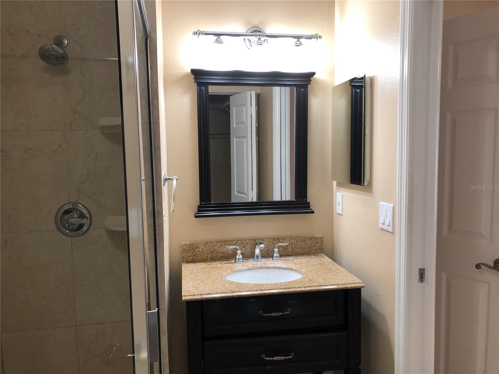 Image 23 of 25 For 230 Sun Vista Court N