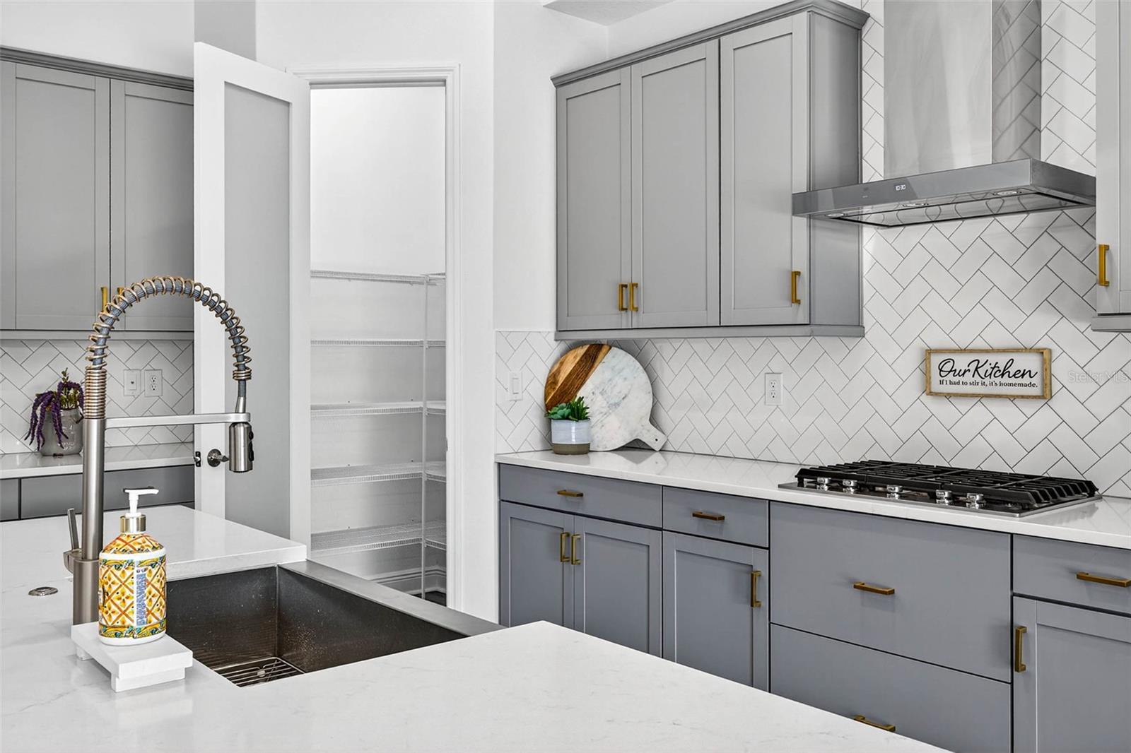 Image 16 of 67 For 14531 Woodland Spur Drive