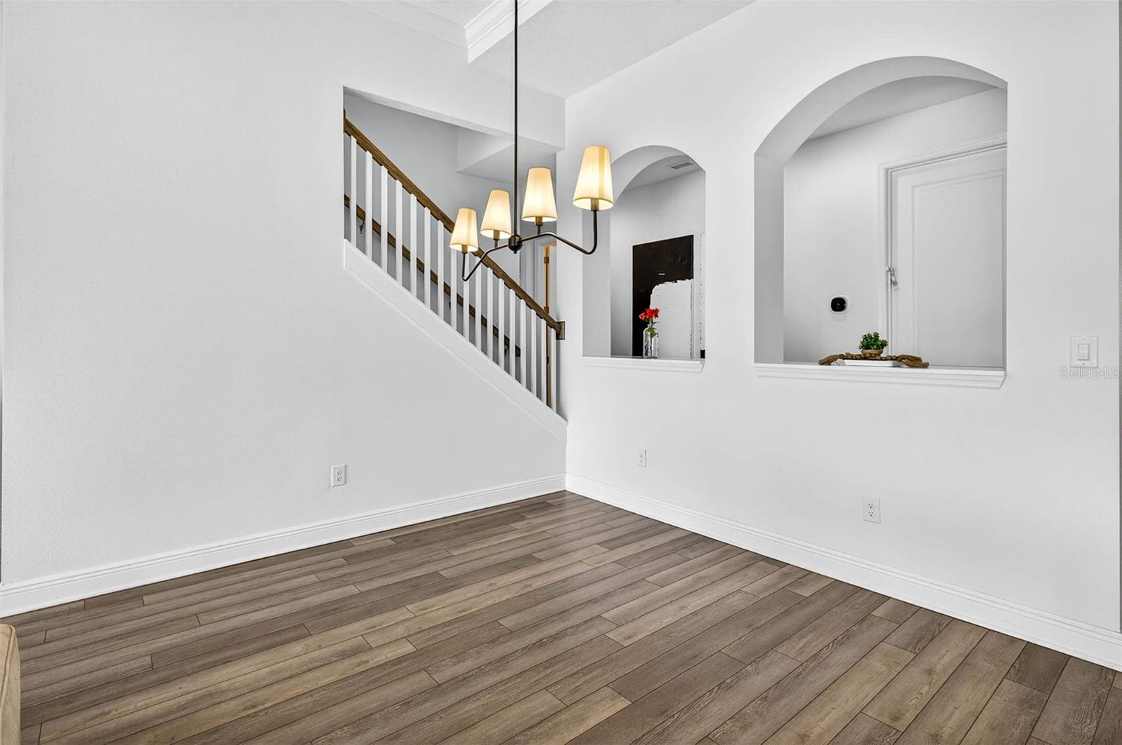 Image 21 of 67 For 14531 Woodland Spur Drive