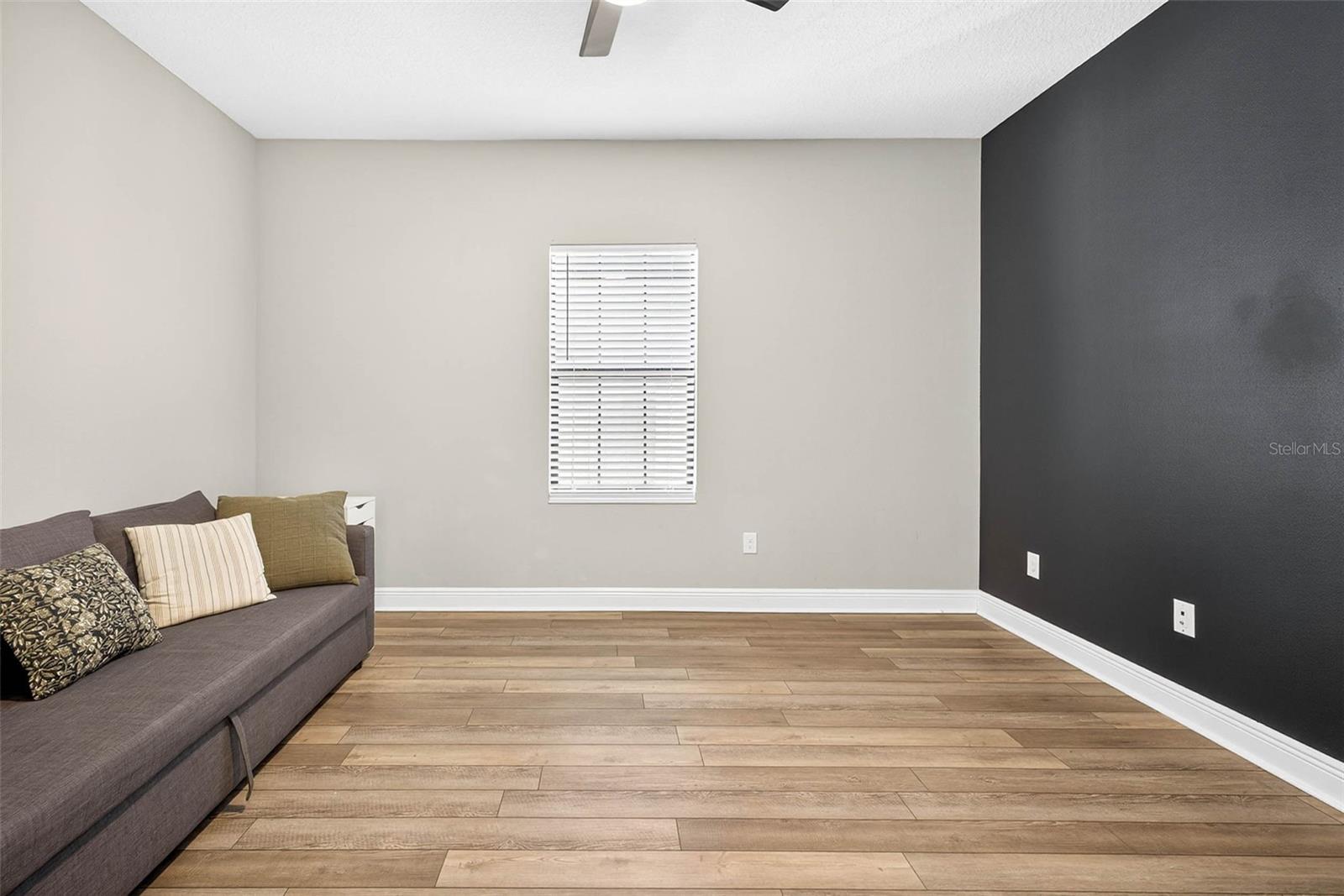 Image 23 of 67 For 14531 Woodland Spur Drive