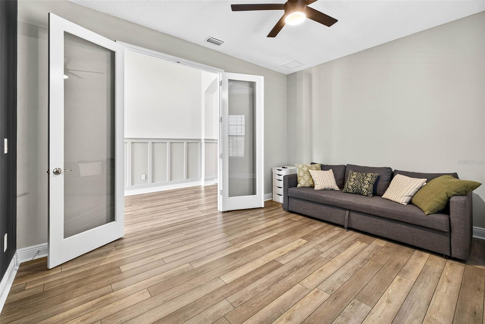 Image 24 of 67 For 14531 Woodland Spur Drive