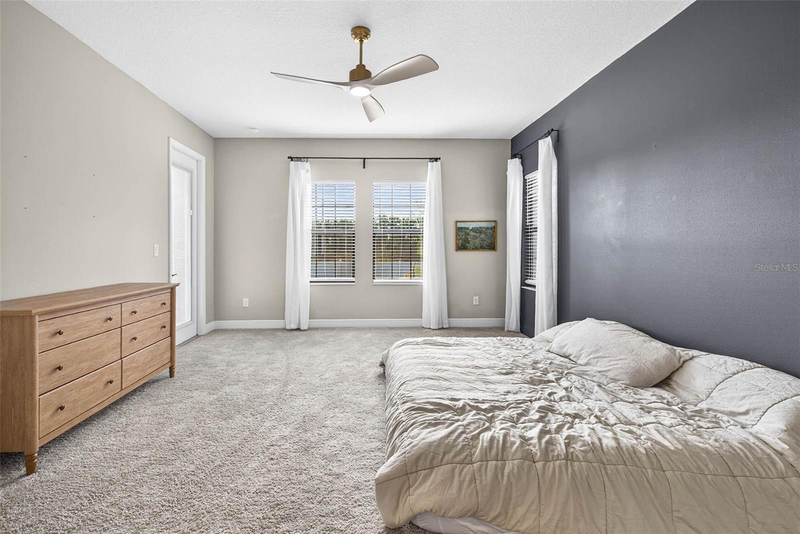 Image 33 of 67 For 14531 Woodland Spur Drive