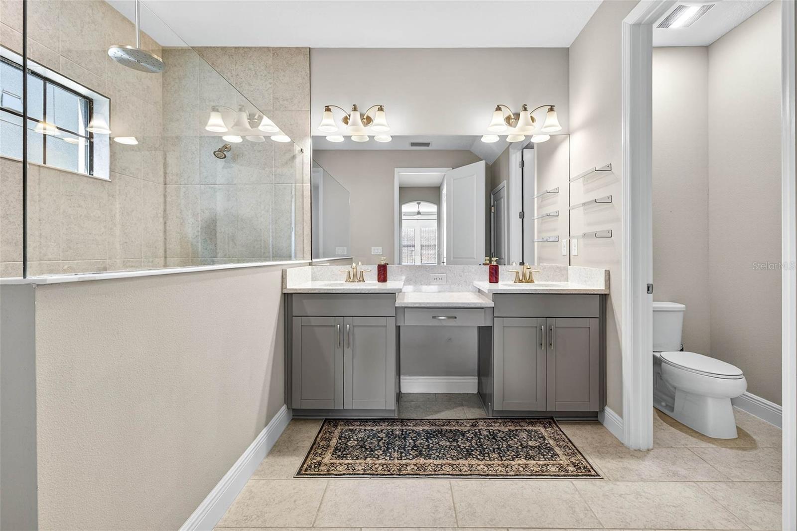 Image 40 of 67 For 14531 Woodland Spur Drive