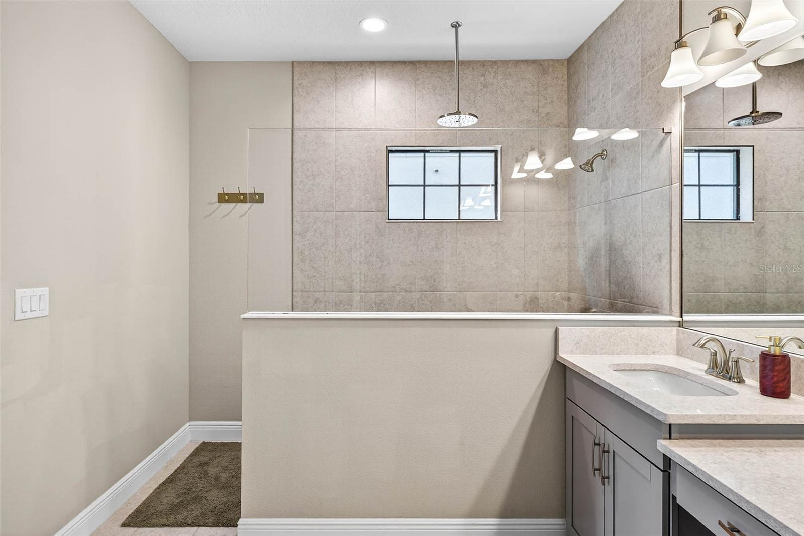 Image 42 of 67 For 14531 Woodland Spur Drive