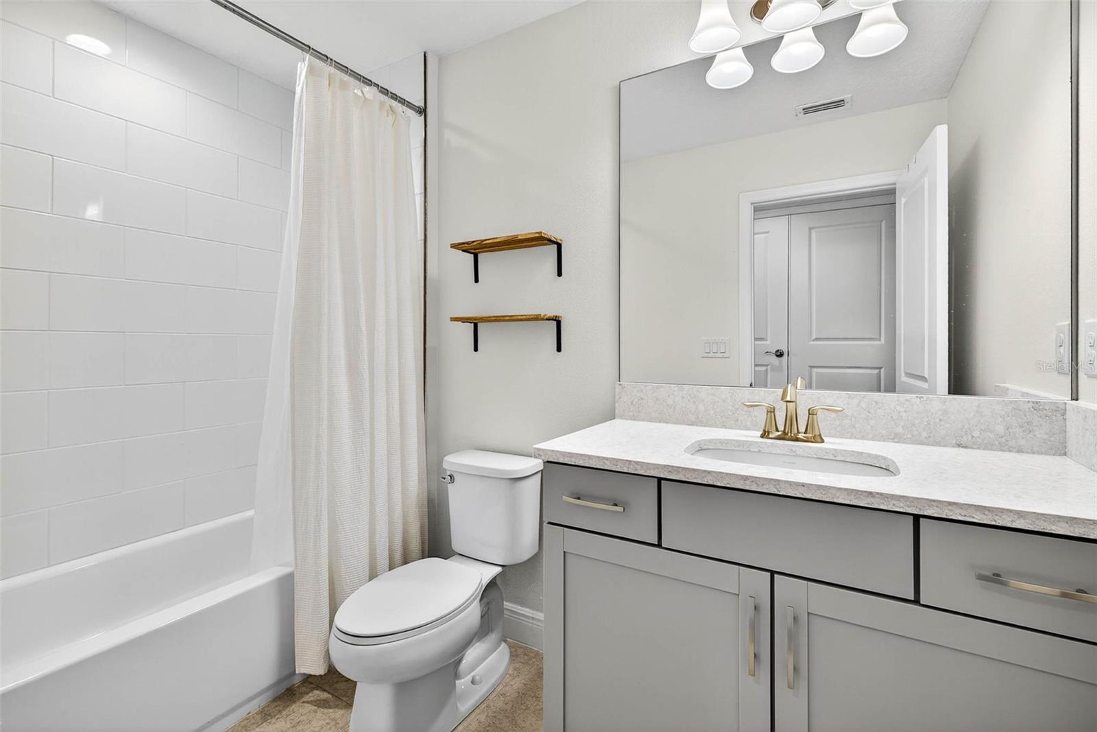 Image 48 of 67 For 14531 Woodland Spur Drive