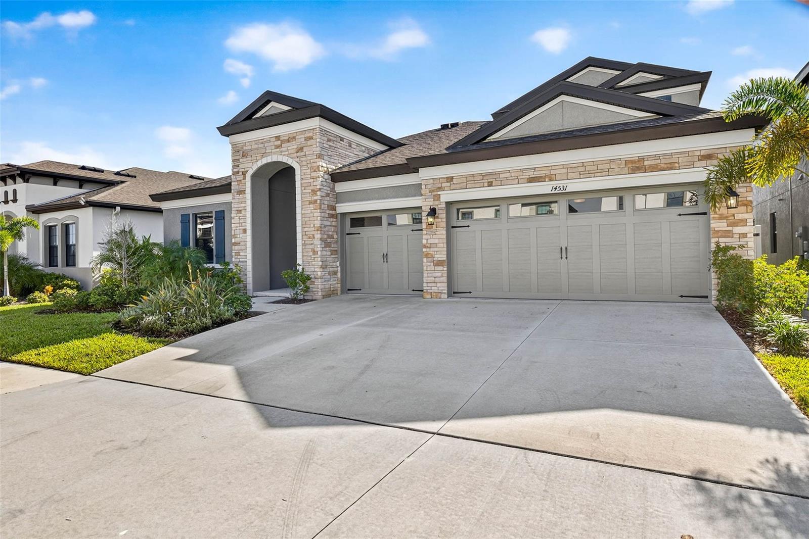 Image 7 of 67 For 14531 Woodland Spur Drive