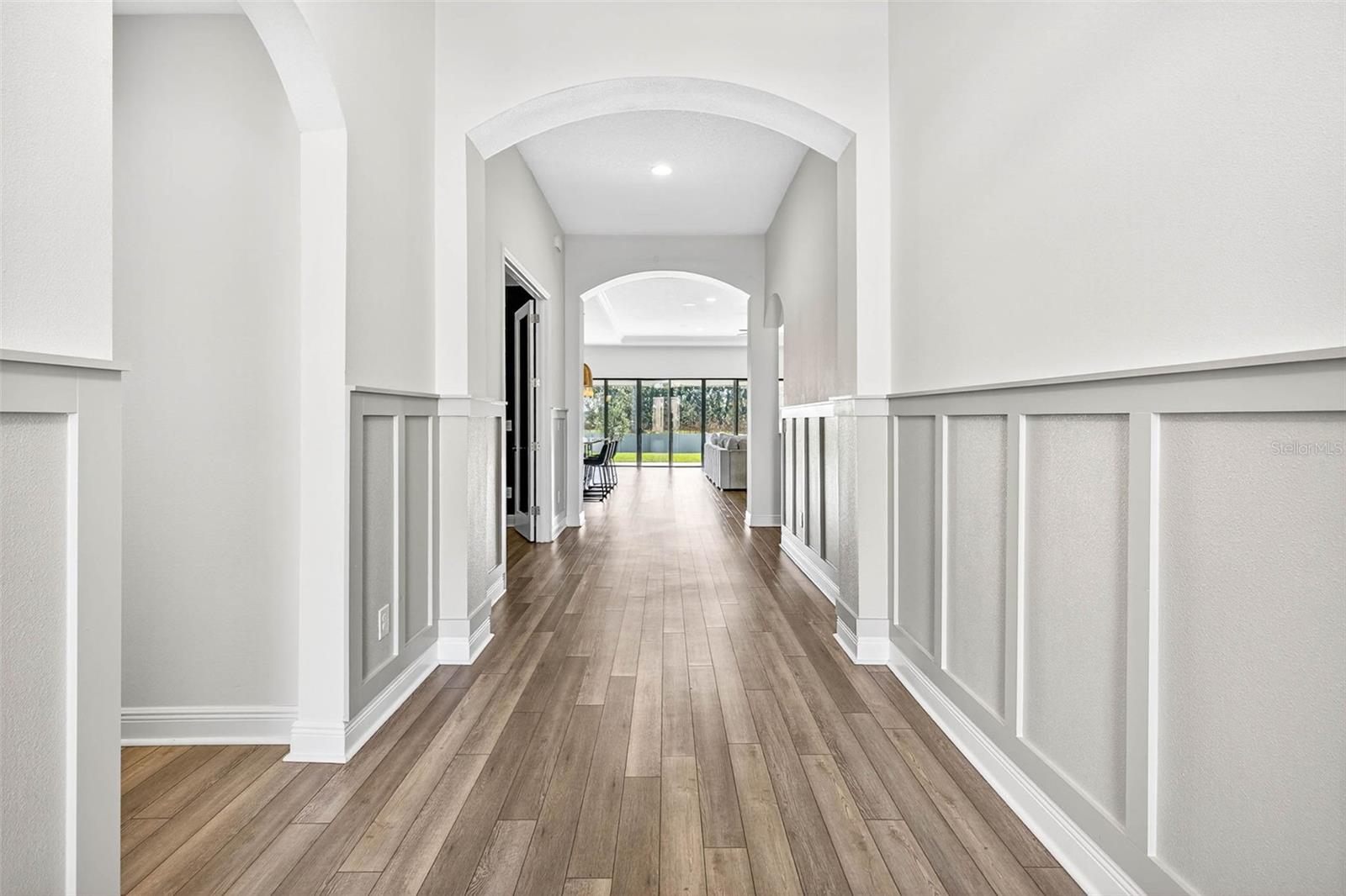 Image 9 of 67 For 14531 Woodland Spur Drive