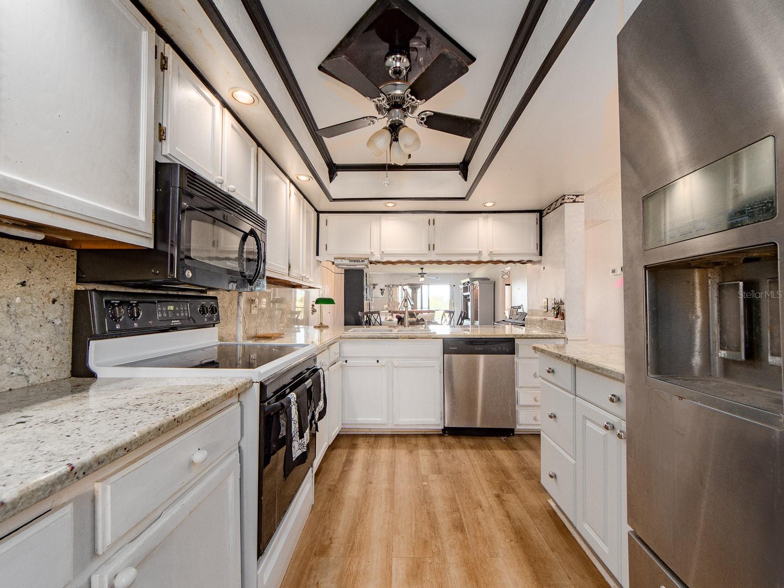 Image 19 of 30 For 9490 Harbor Greens Way 305