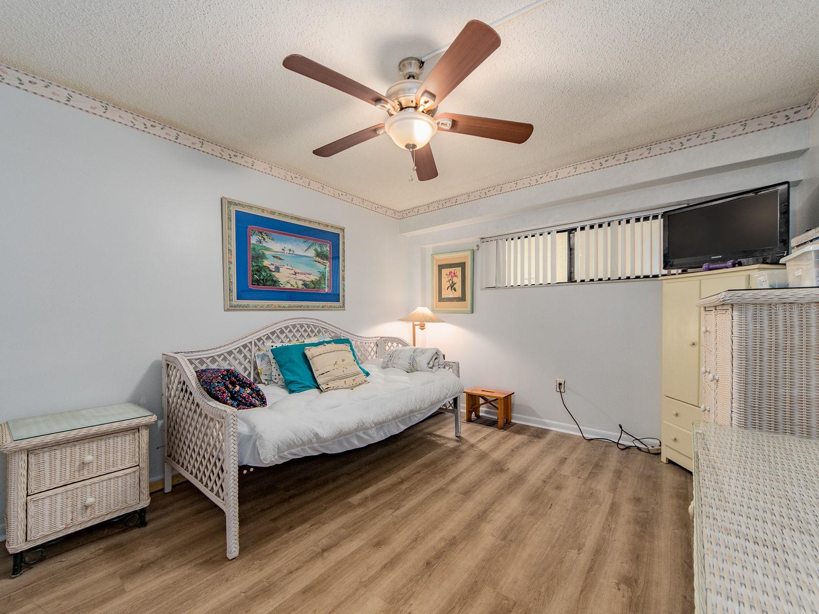 Image 9 of 30 For 9490 Harbor Greens Way 305