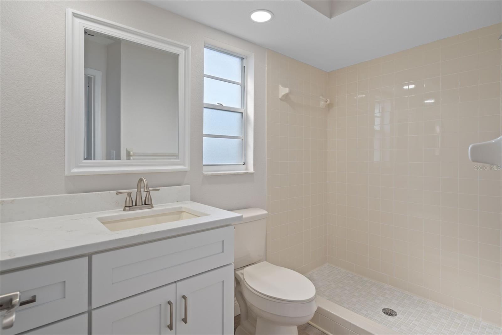 Image 22 of 35 For 10352 Brentlawn Street