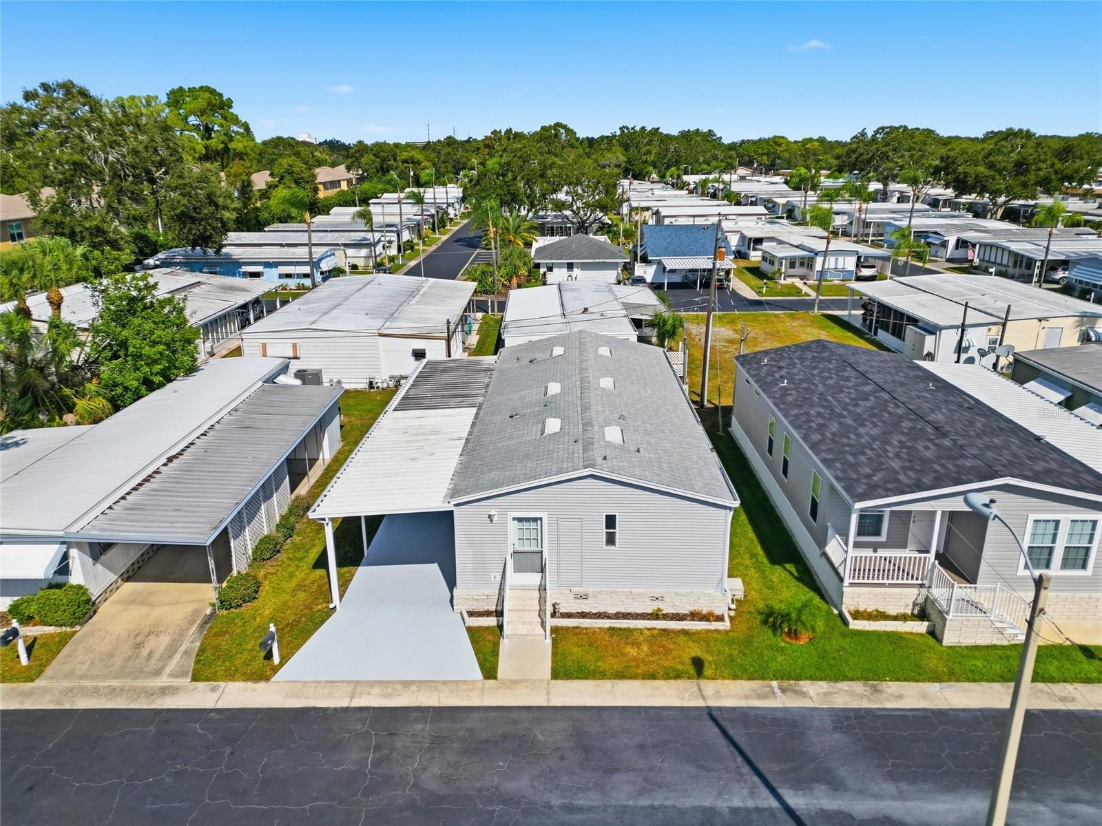 Image 25 of 38 For 130 Patricia Avenue 44