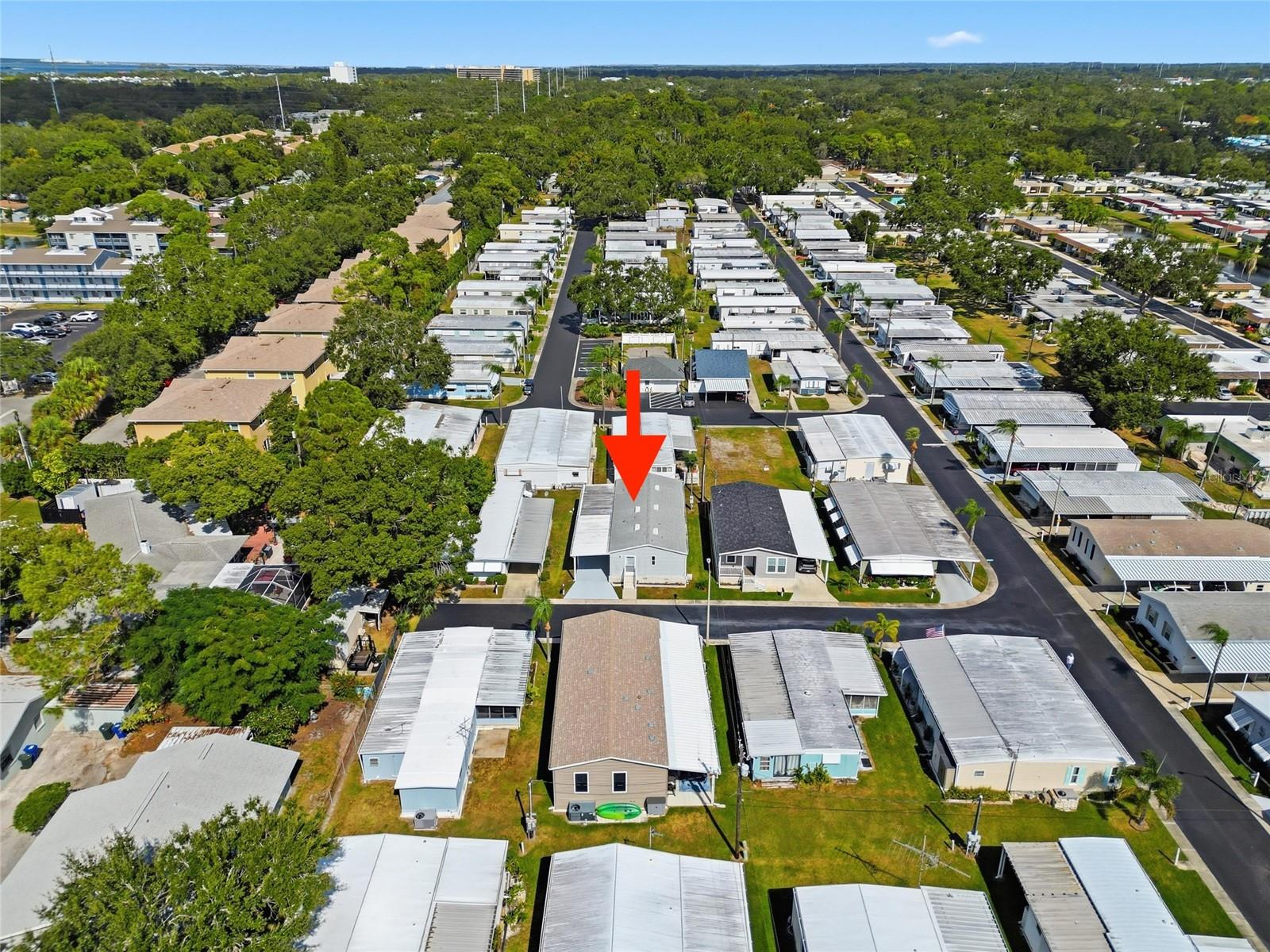 Image 34 of 38 For 130 Patricia Avenue 44