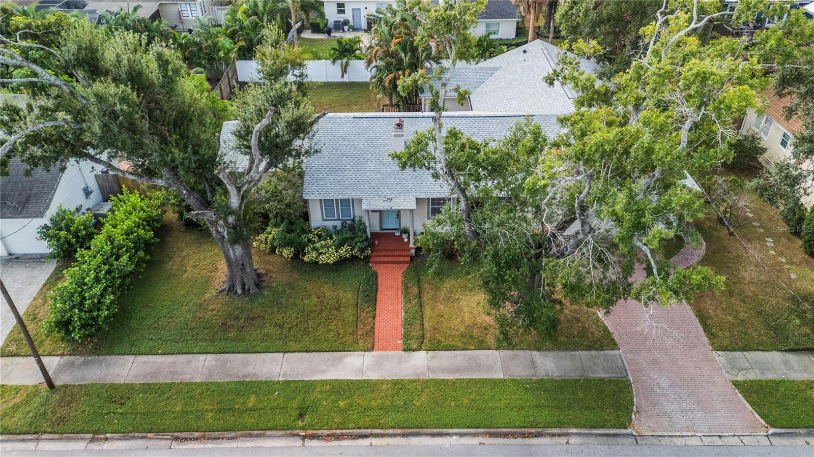 Image 33 of 37 For 3808 Granada Street