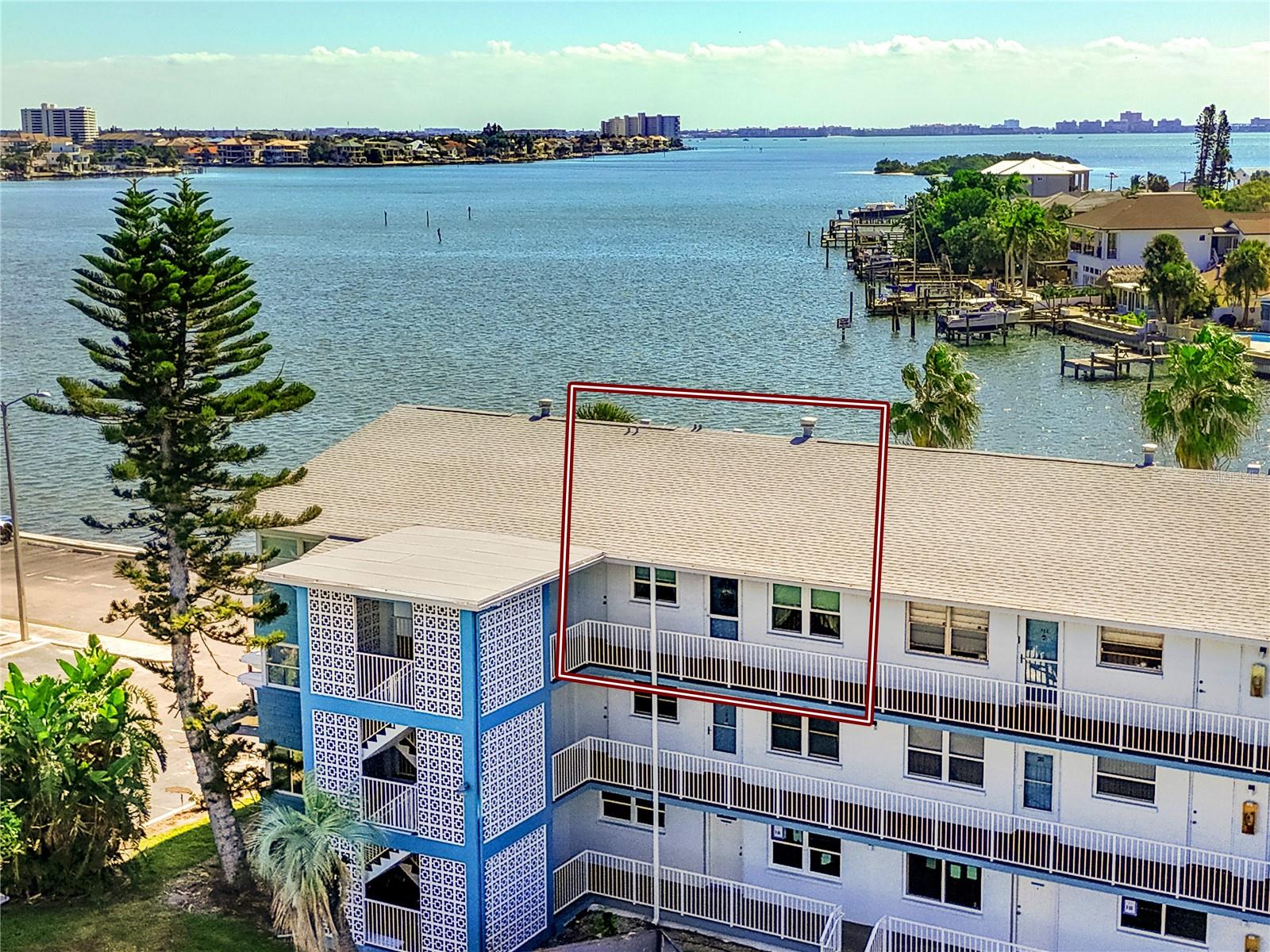 Image 49 of 57 For 1893 Shore Drive S 302