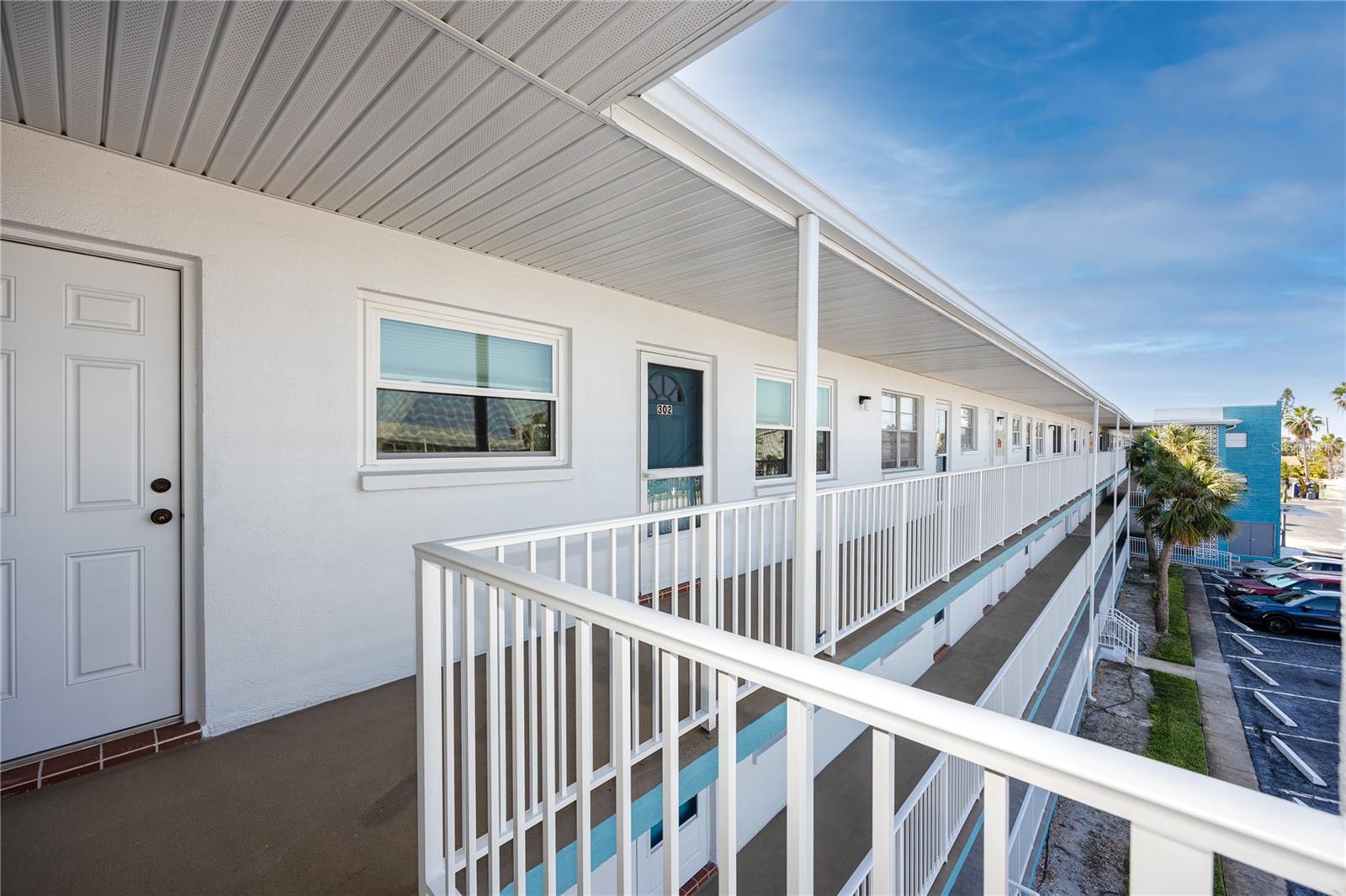 Image 8 of 57 For 1893 Shore Drive S 302