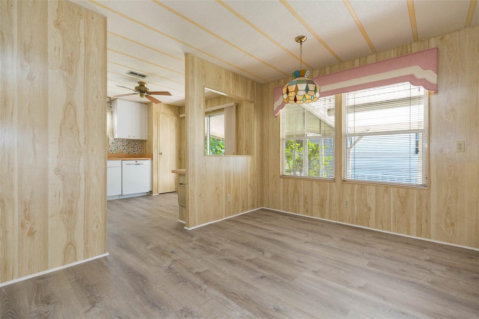 Image 12 of 57 For 3542 Castle Drive