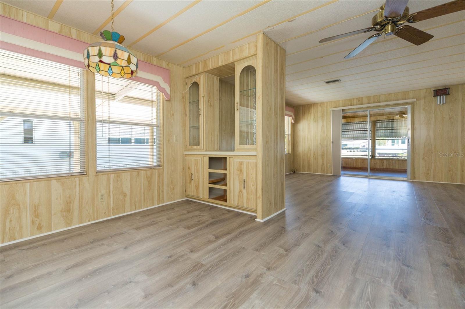 Image 13 of 57 For 3542 Castle Drive