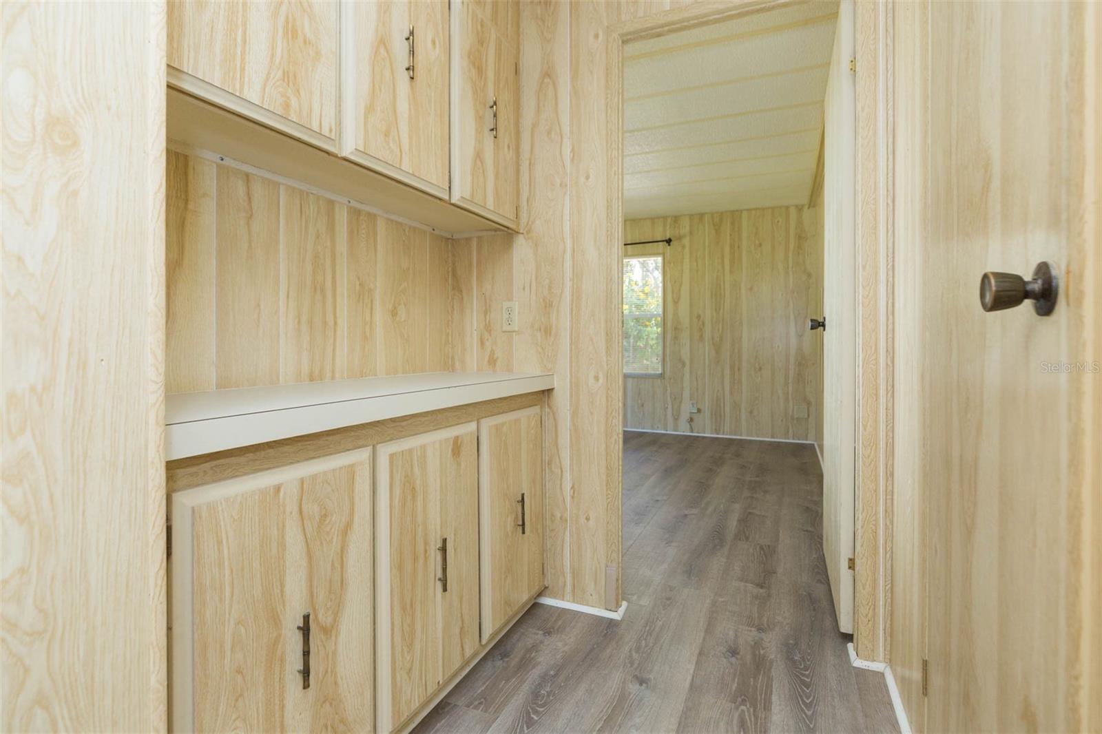 Image 21 of 57 For 3542 Castle Drive