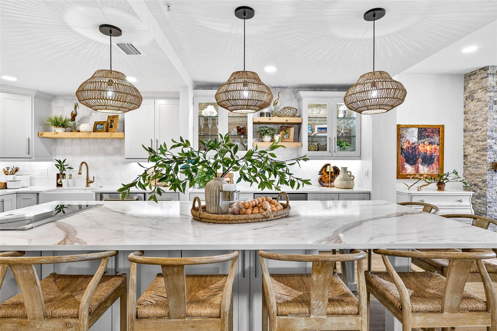 Image 10 of 100 For 330 8th Avenue N 5