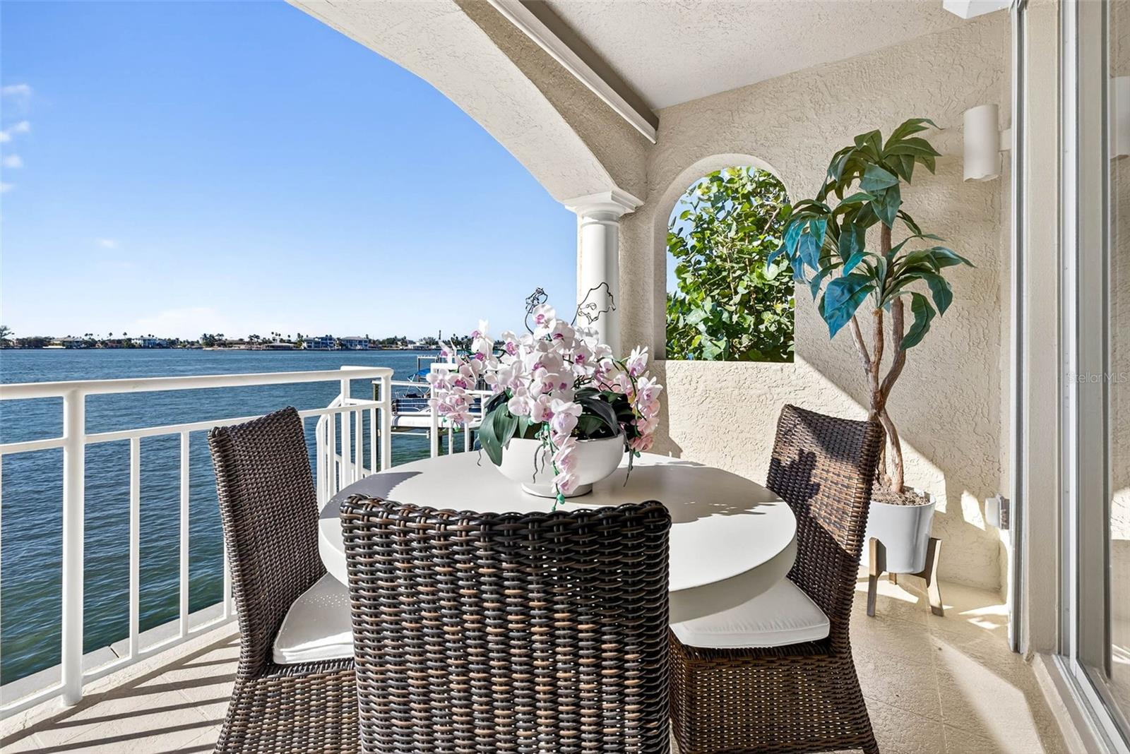 Image 28 of 100 For 330 8th Avenue N 5