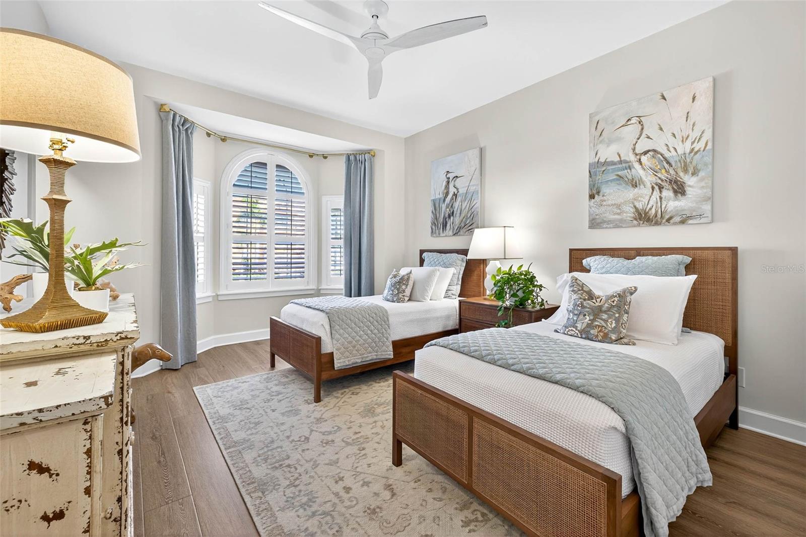 Image 30 of 100 For 330 8th Avenue N 5