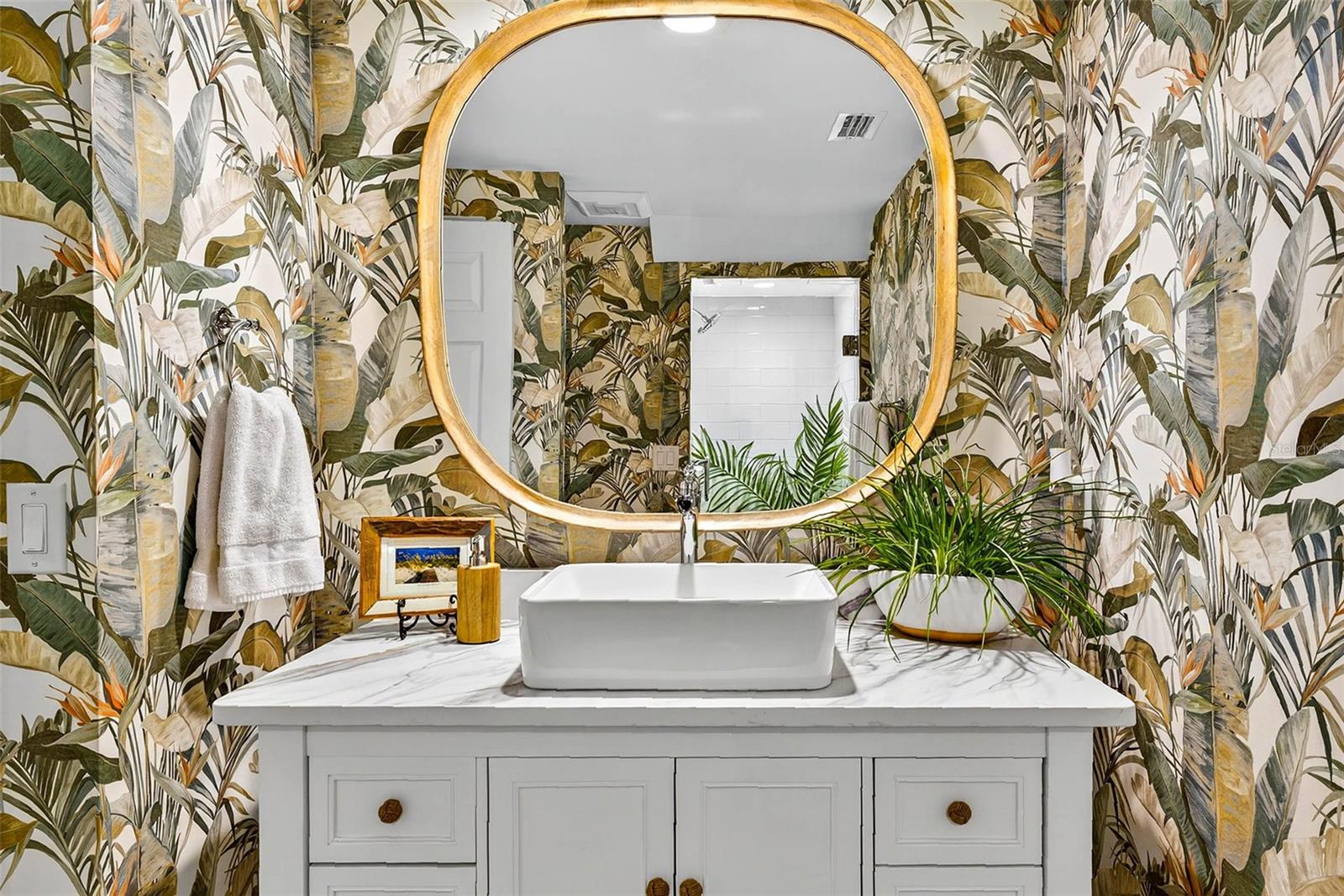 Image 32 of 100 For 330 8th Avenue N 5