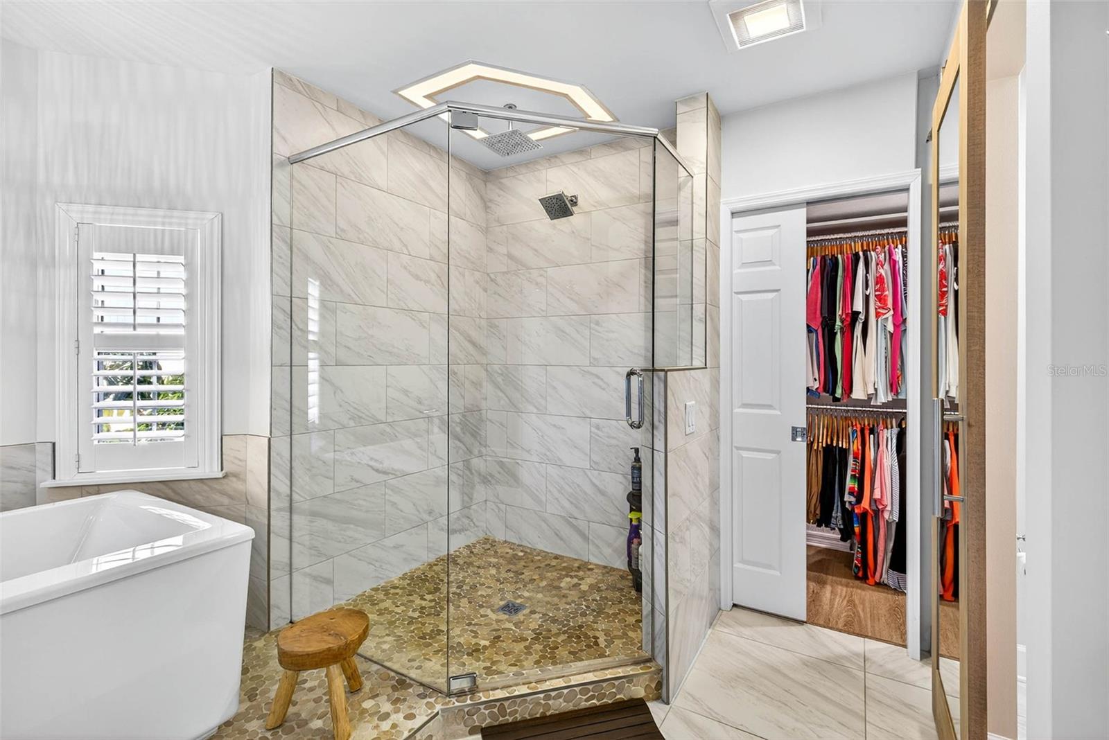 Image 52 of 100 For 330 8th Avenue N 5