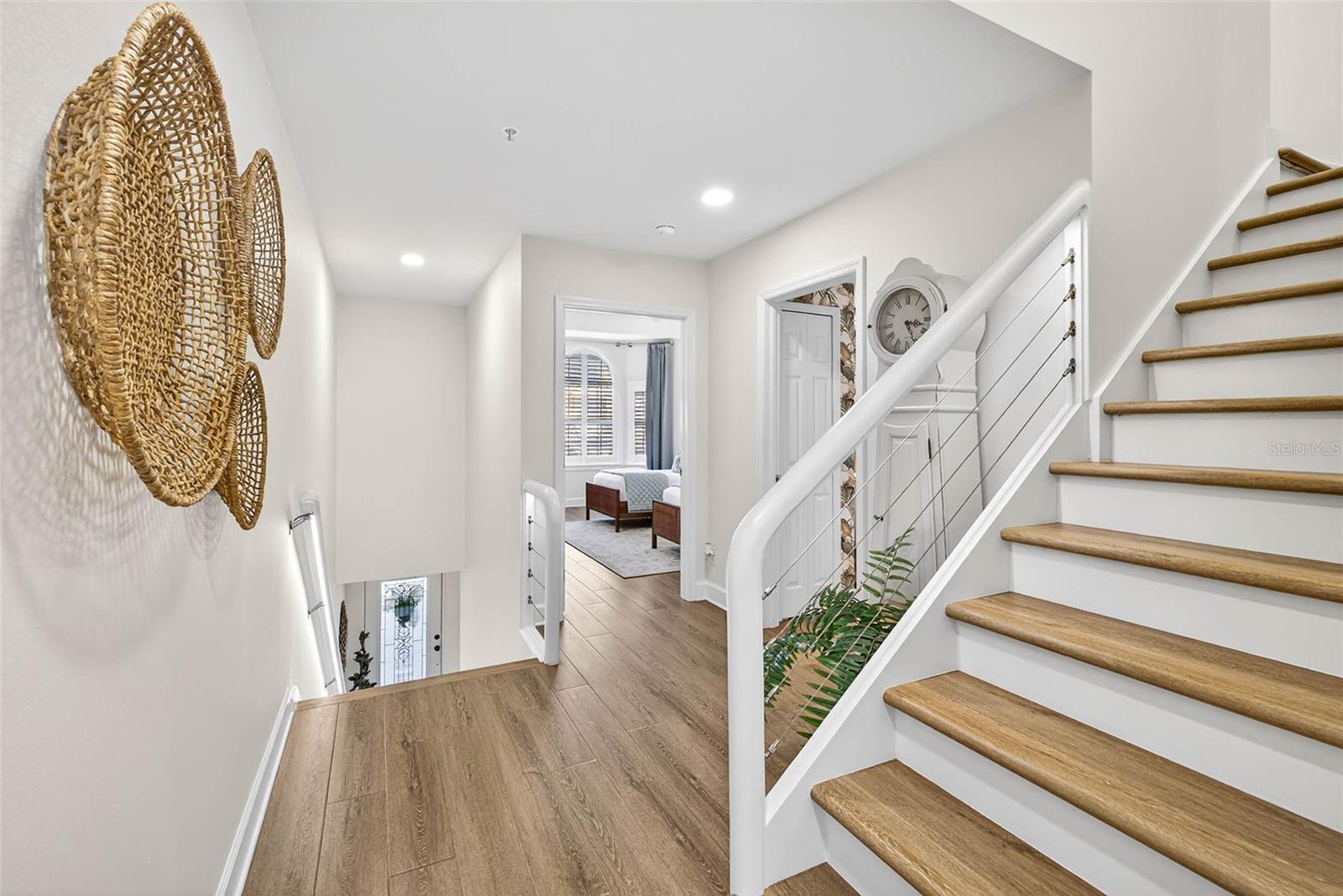 Image 7 of 100 For 330 8th Avenue N 5