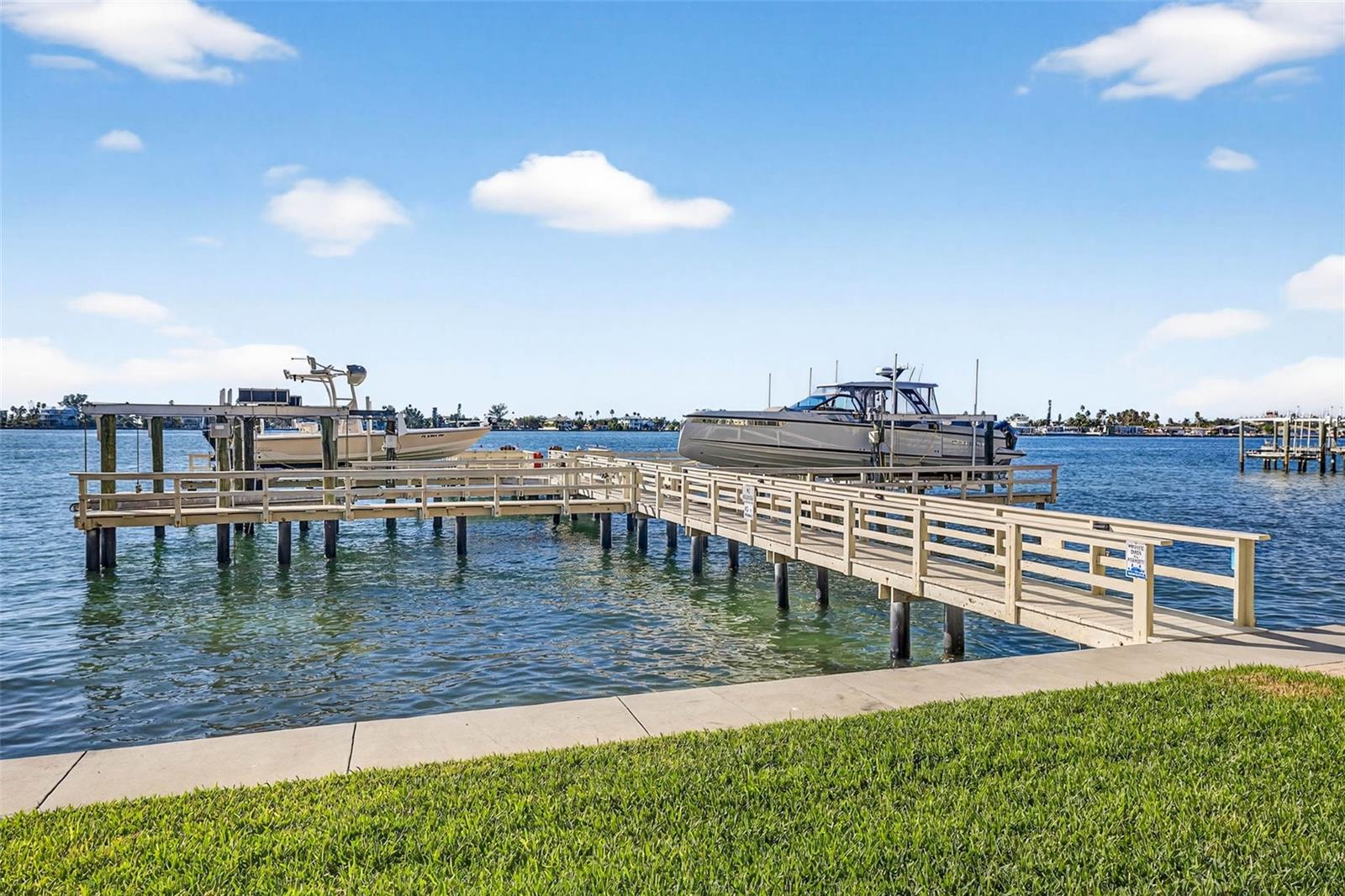 Image 70 of 100 For 330 8th Avenue N 5