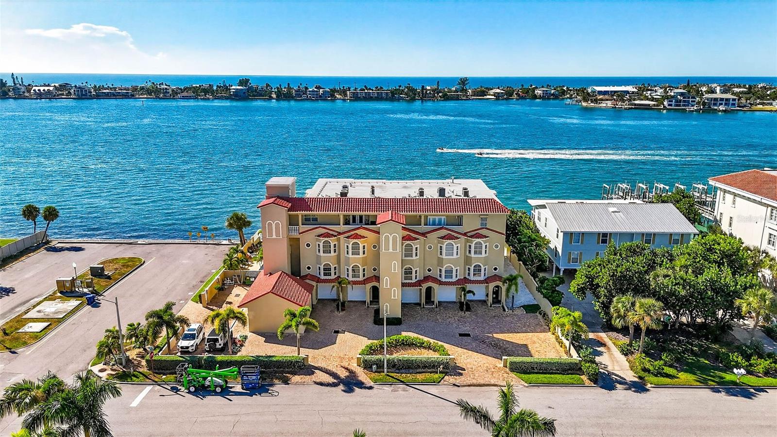 Image 82 of 100 For 330 8th Avenue N 5