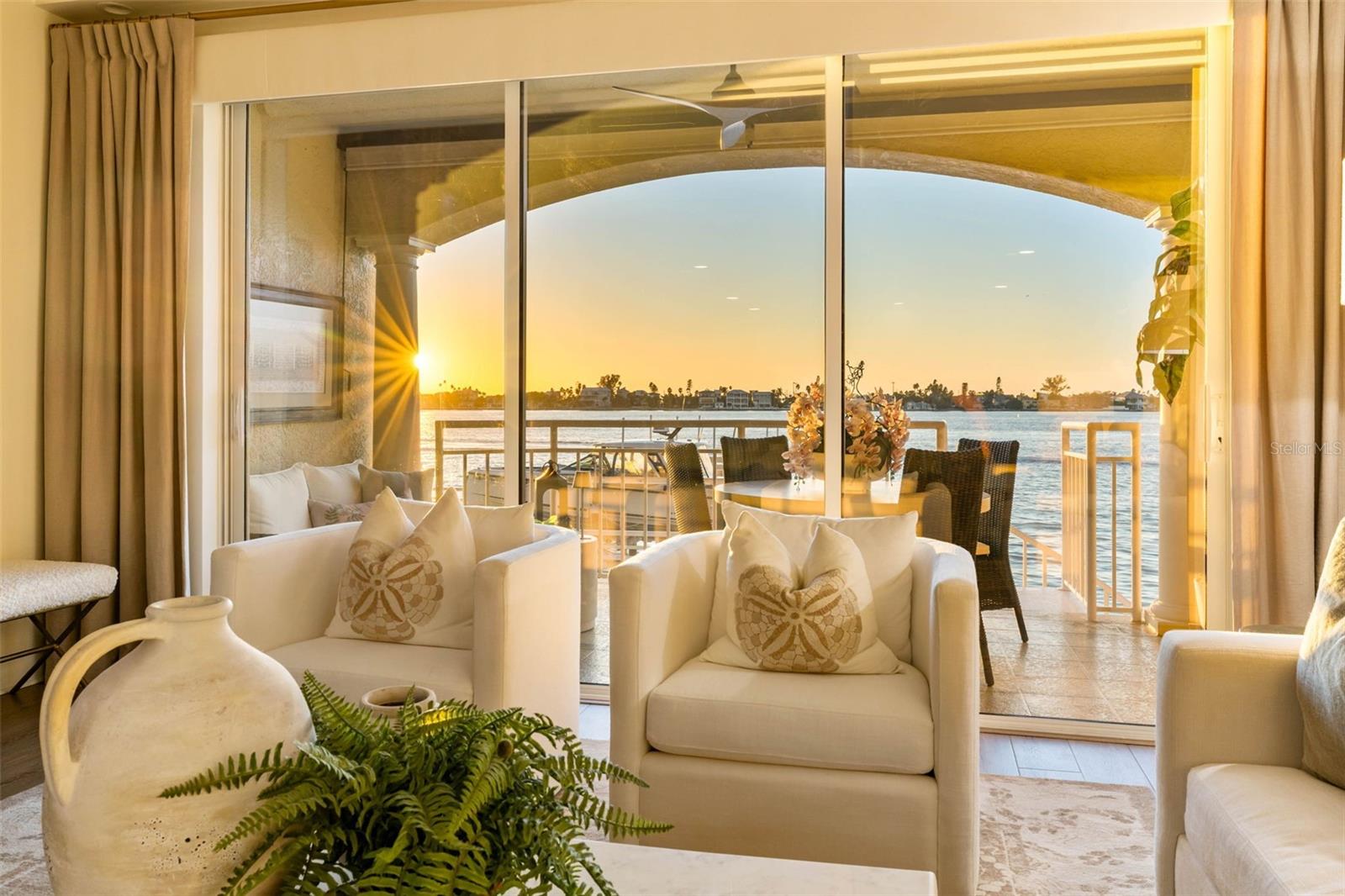 Image 93 of 100 For 330 8th Avenue N 5