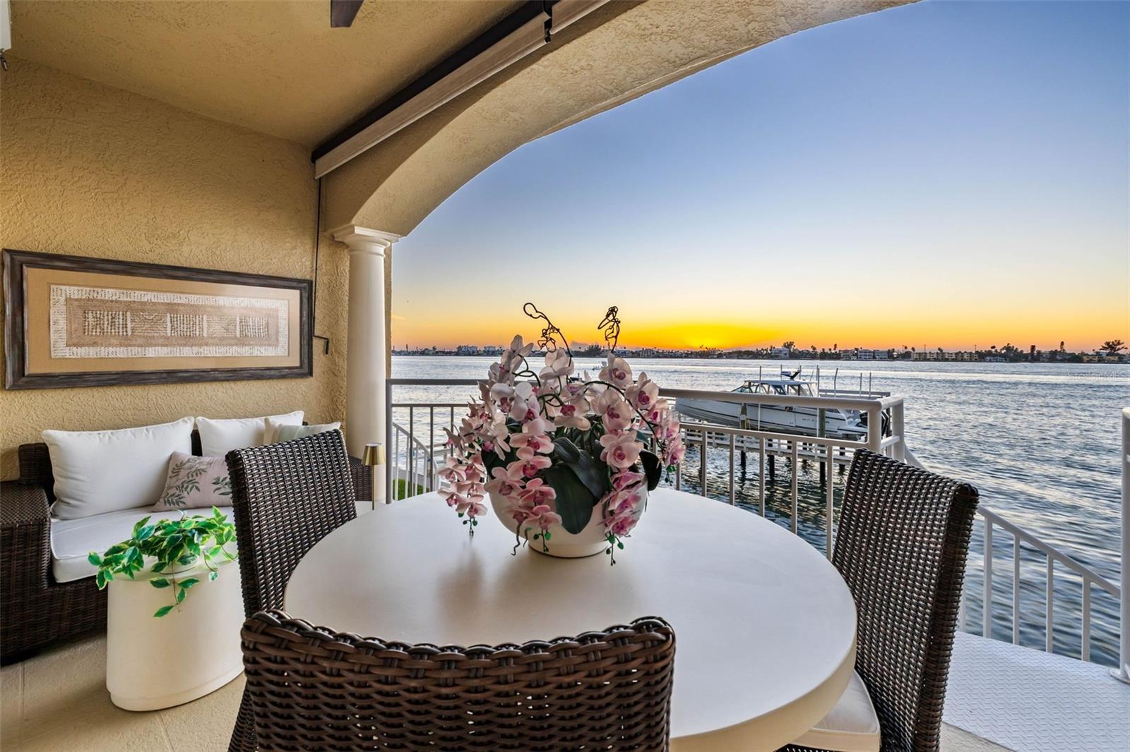 Image 98 of 100 For 330 8th Avenue N 5