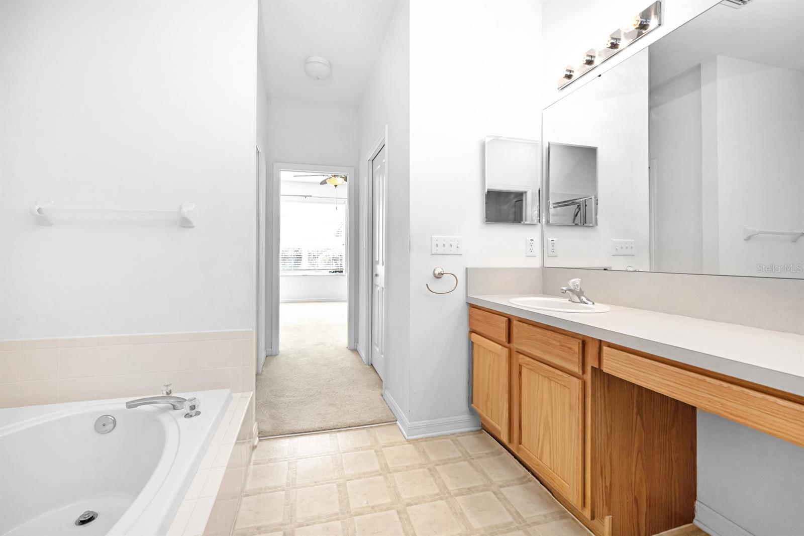 Image 23 of 40 For 19438 Everton Place