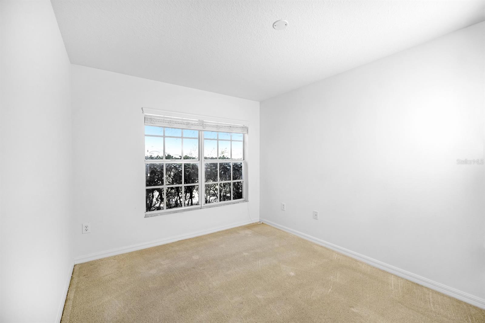 Image 24 of 40 For 19438 Everton Place