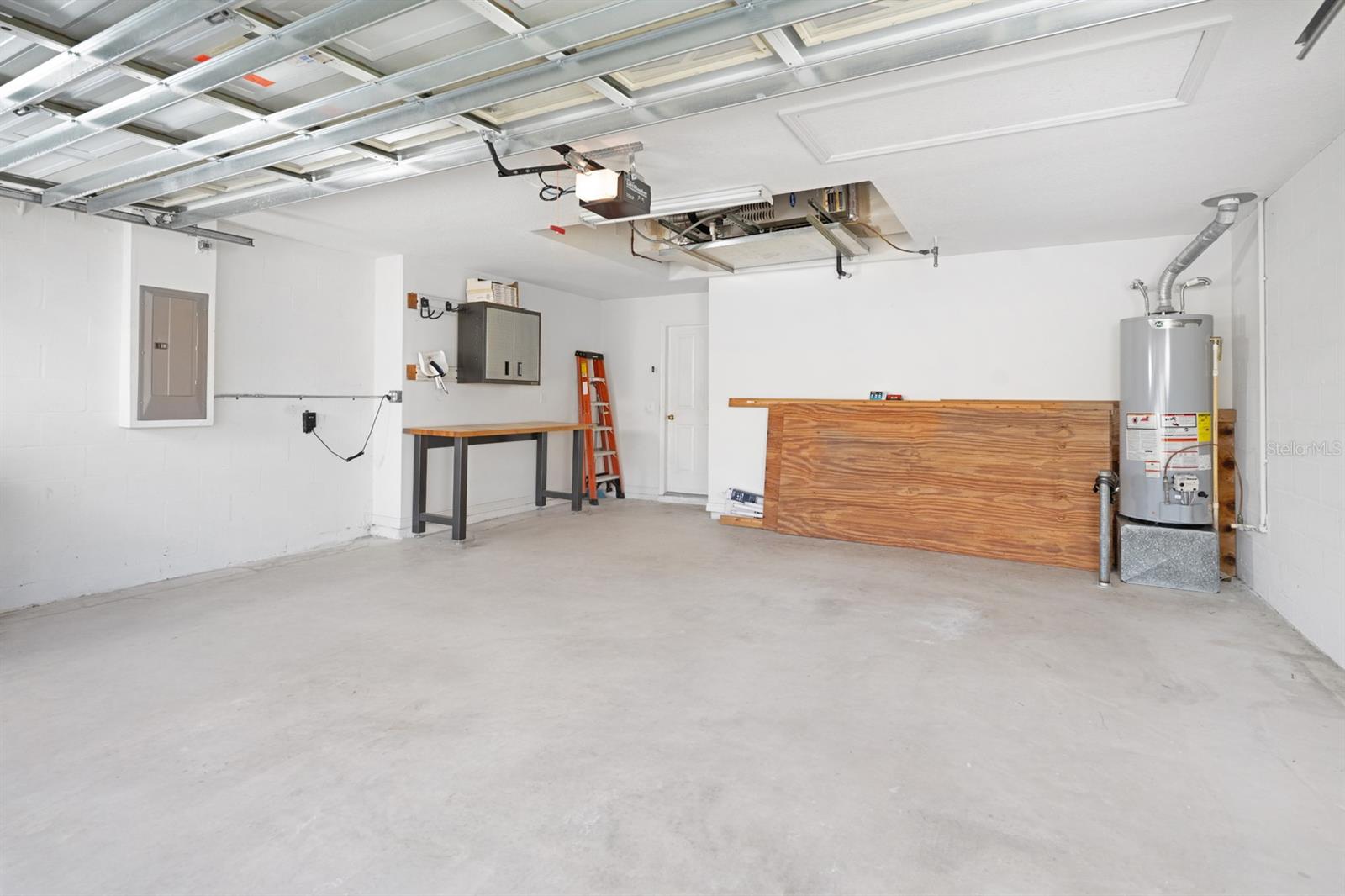 Image 34 of 40 For 19438 Everton Place