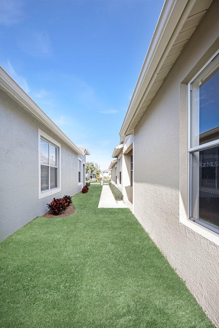 Image 37 of 40 For 19438 Everton Place